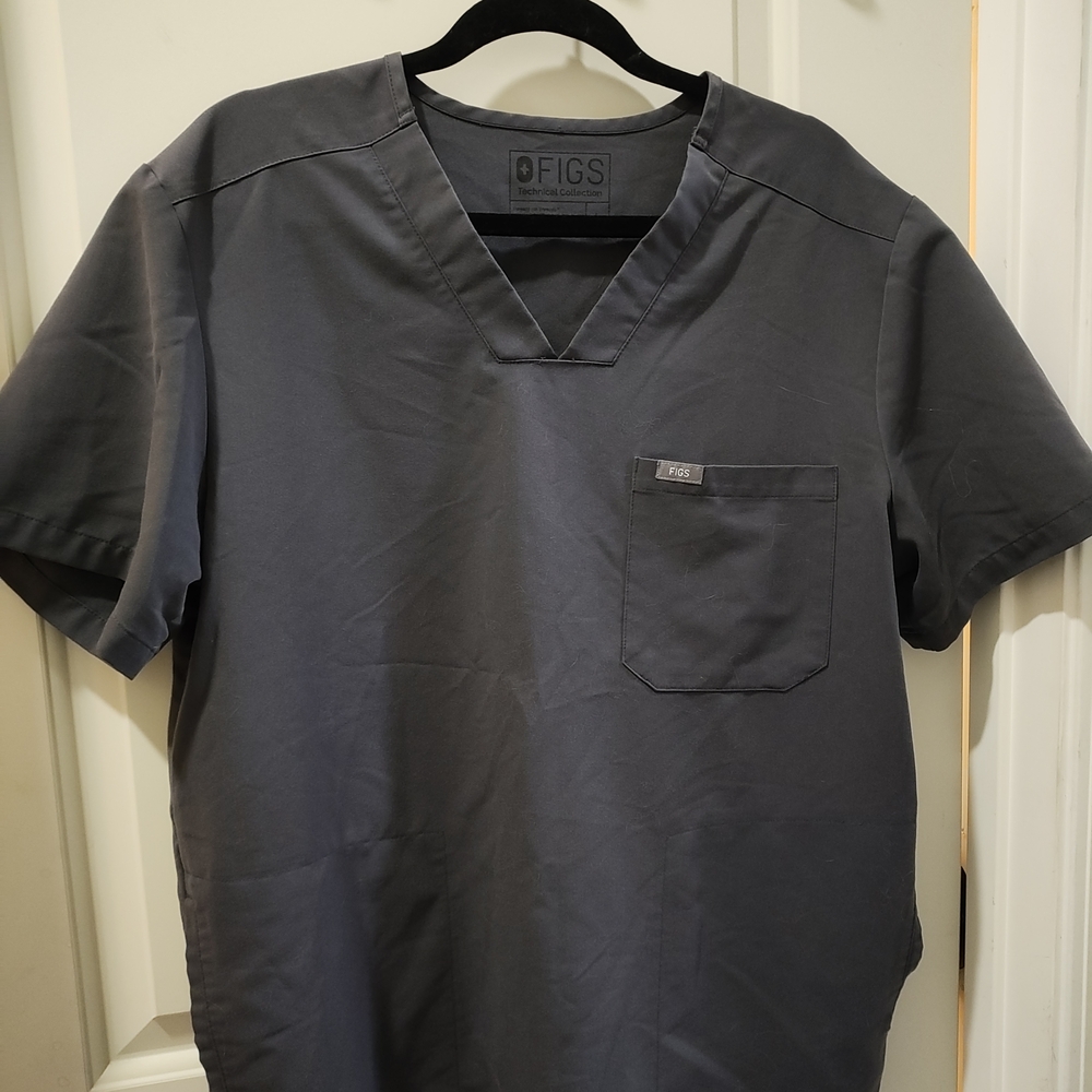 FIGS Women's Gray Scrub Top